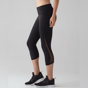 Lululemon Train Times Crop (17") Black Luxtreme Size 6